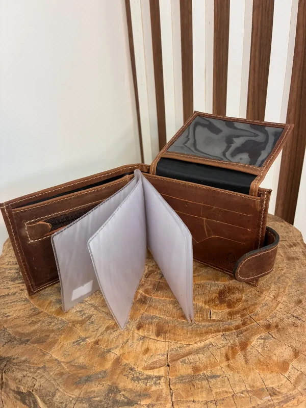 Carteira Masculina Campana em Couro Graxo – Com Porta Documentos, Porta Moedas e Porta Cartões - imagem 2